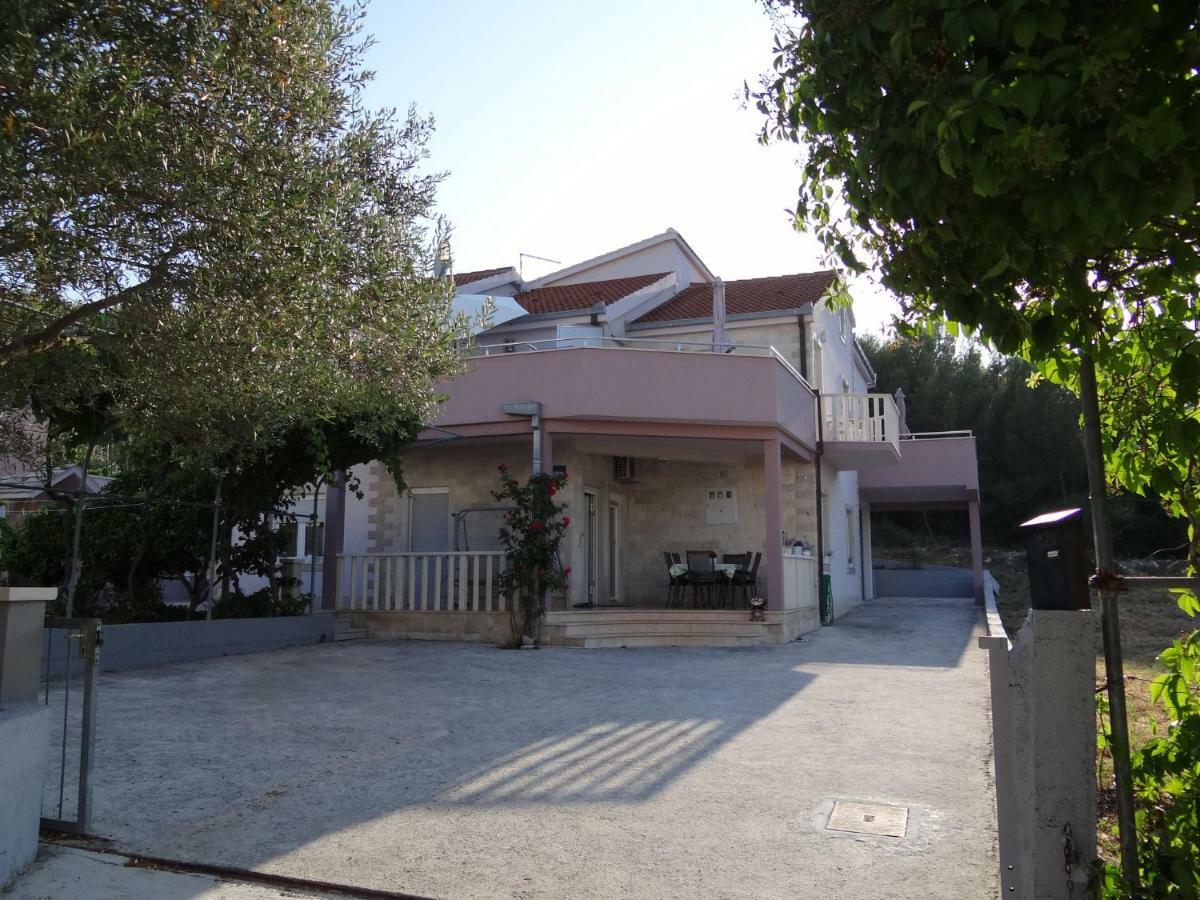 Vila Emilija Trogir Exterior photo
