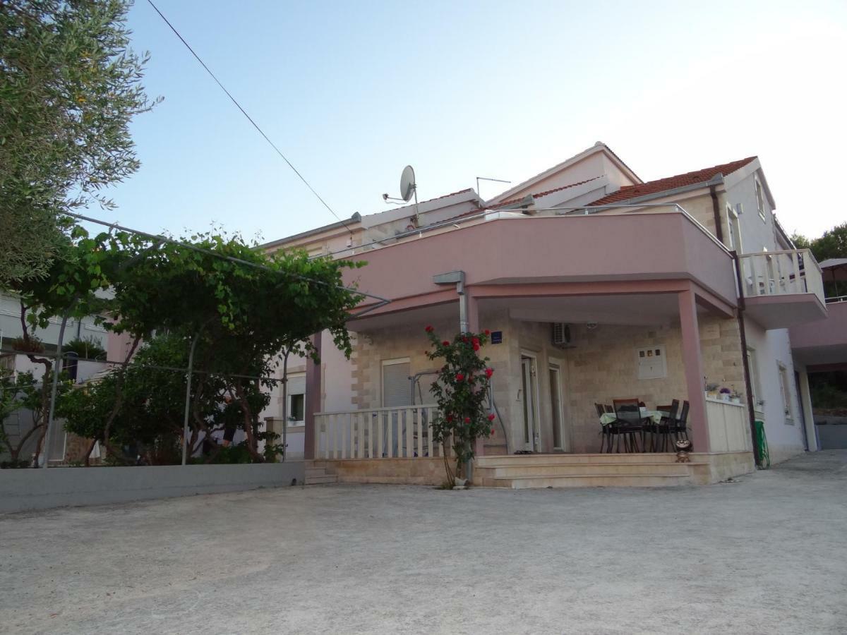Vila Emilija Trogir Exterior photo
